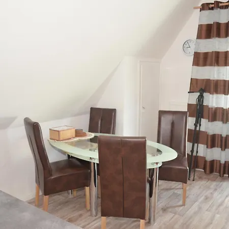 Haus Lena Apartmán *